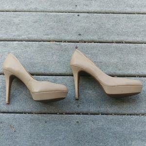 Gianni Bini Platform pumps
